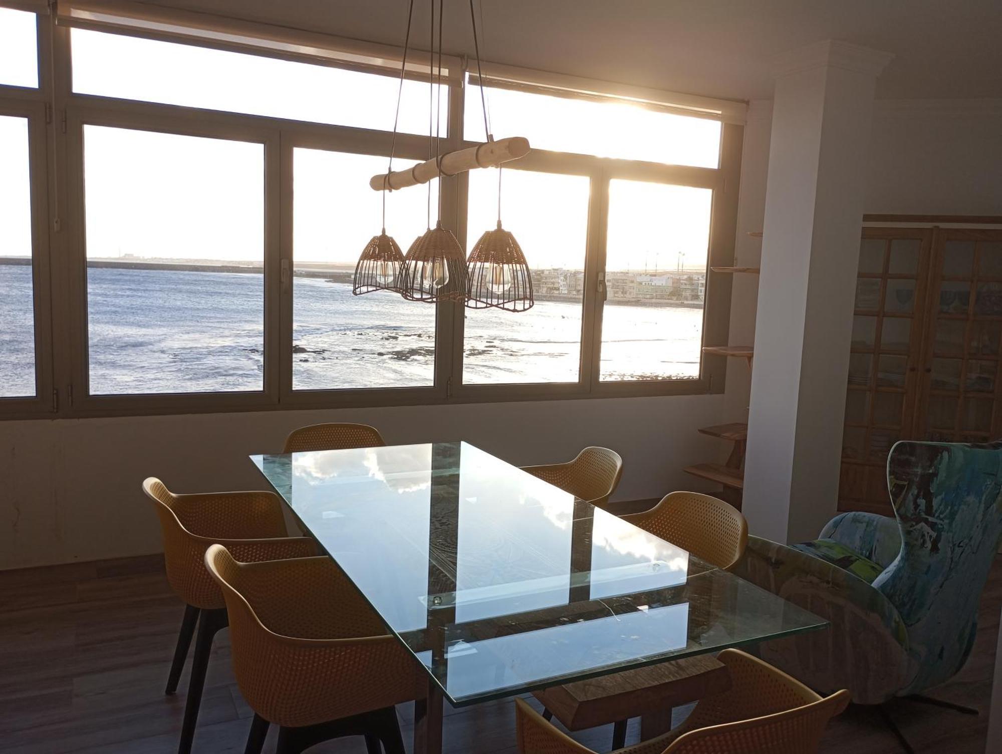 Sea View On Arinaga Beach Apartment Exterior photo